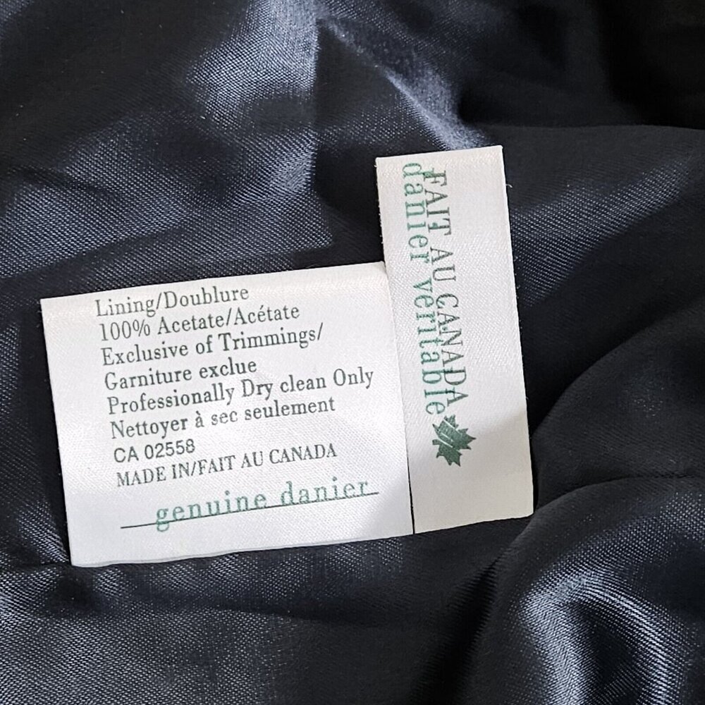 Danier Jacket Womens L Eggplant Purple Leather Pockets Buttons Lined Classic - Picture 10 of 16